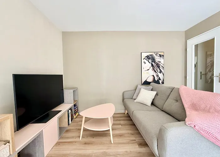 T2 Parking Prox Thermes Et Centre-ville Apartment